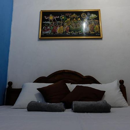 Nisansala Homestay Kandy Deiyannewela Eksteriør bilde
