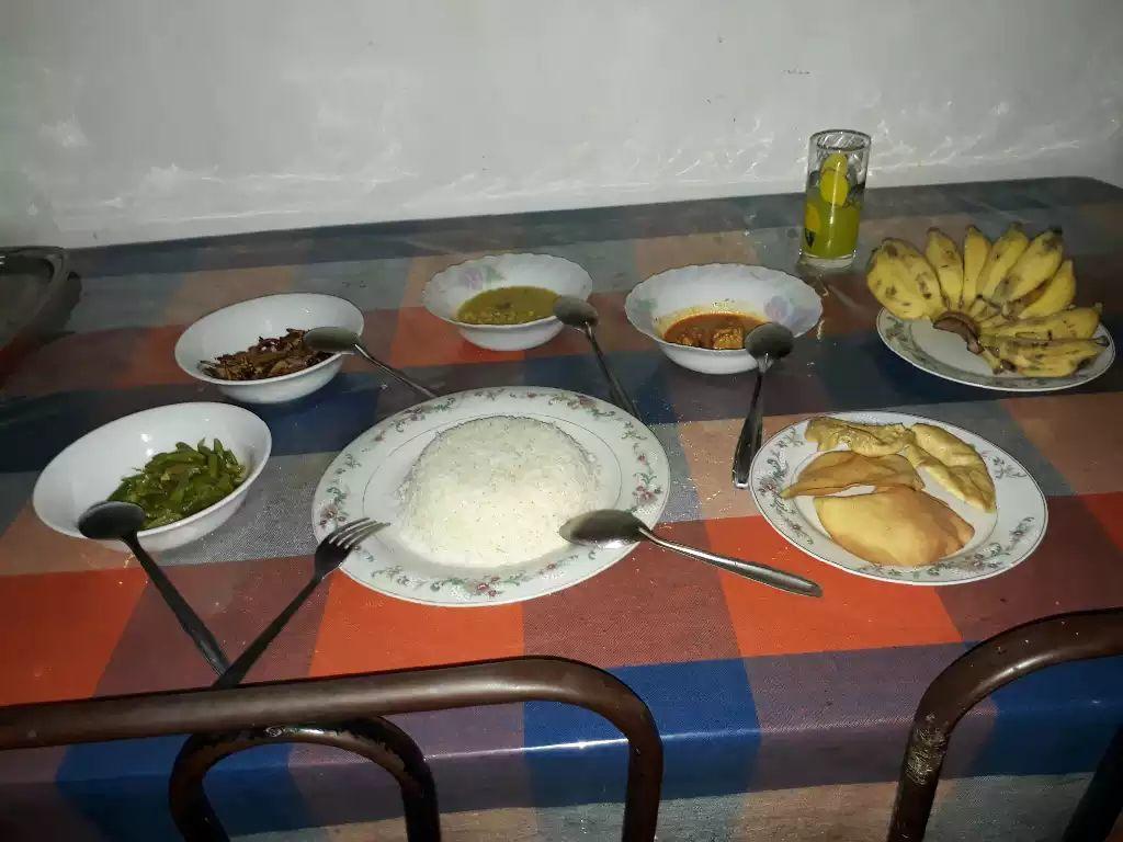Nisansala Homestay Kandy Deiyannewela Eksteriør bilde