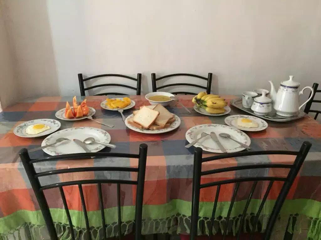 Nisansala Homestay Kandy Deiyannewela Eksteriør bilde