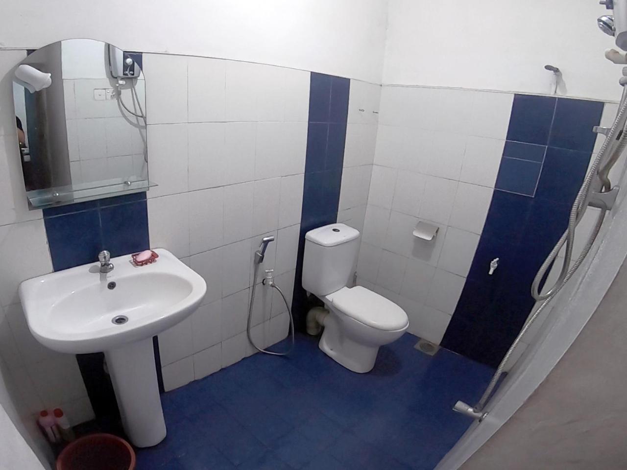 Nisansala Homestay Kandy Deiyannewela Eksteriør bilde